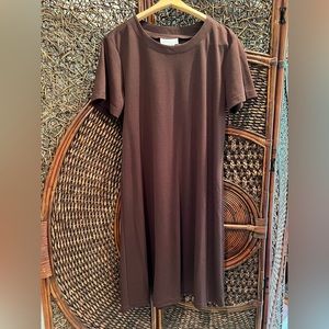 Vintage Knee Length Short Sleeve Knit Dress Chocolate by Susan Graver Size Large